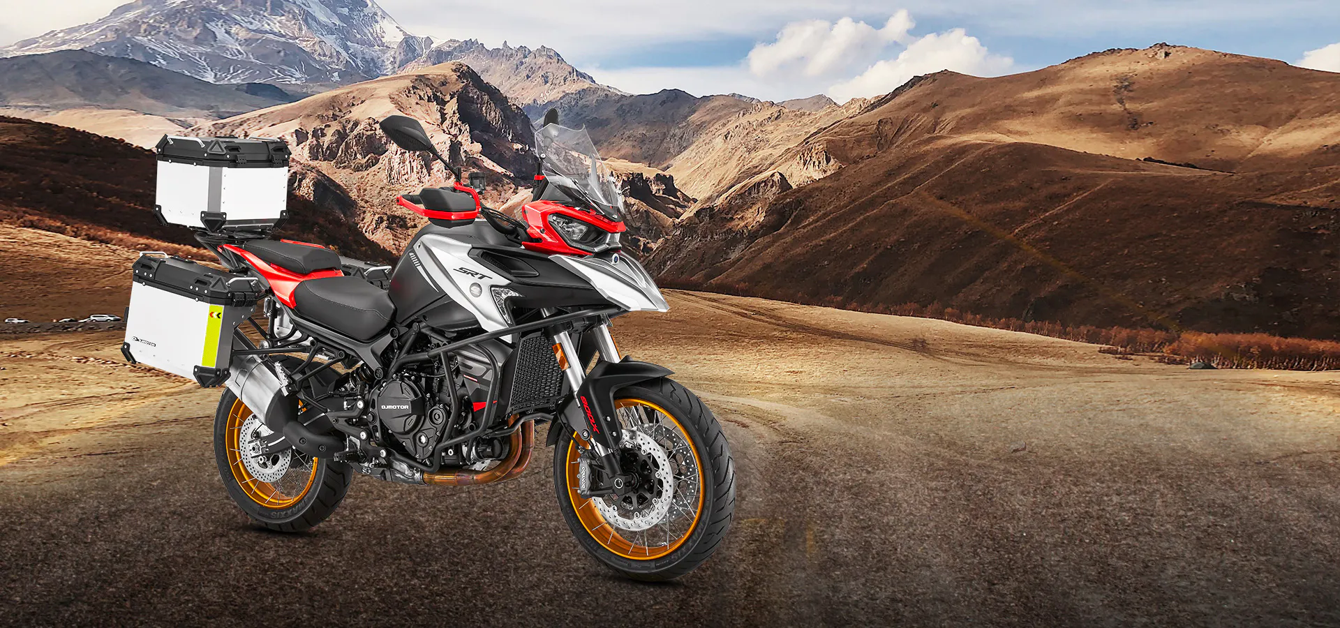 Model-Hero-Image SRT-900-SX-Hero